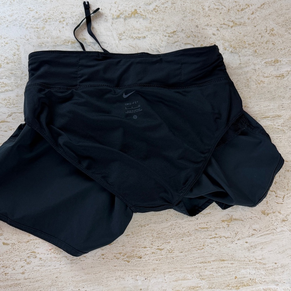 Nike Dri Fit Women's Black Athletic Shorts size small - Picture 12 of 12
